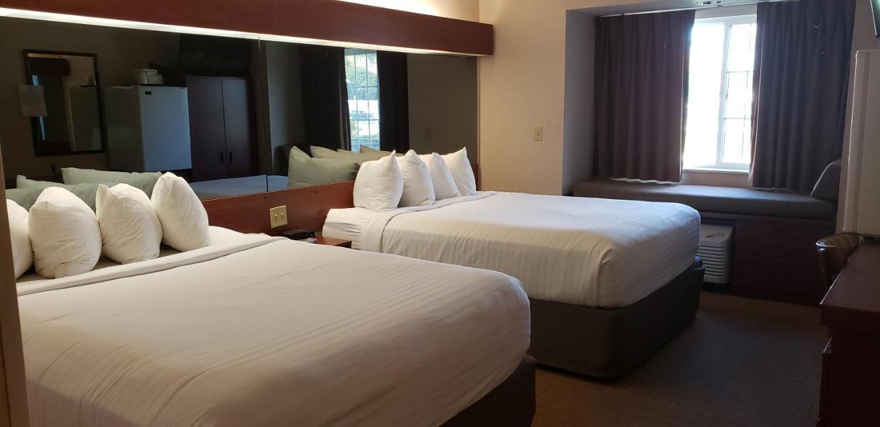 Hotel Microtel & By Wyndham Wellsville