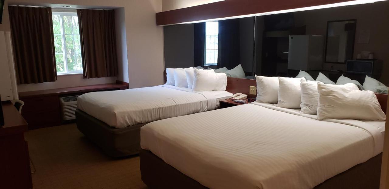 Microtel & By Wyndham 2* Wellsville