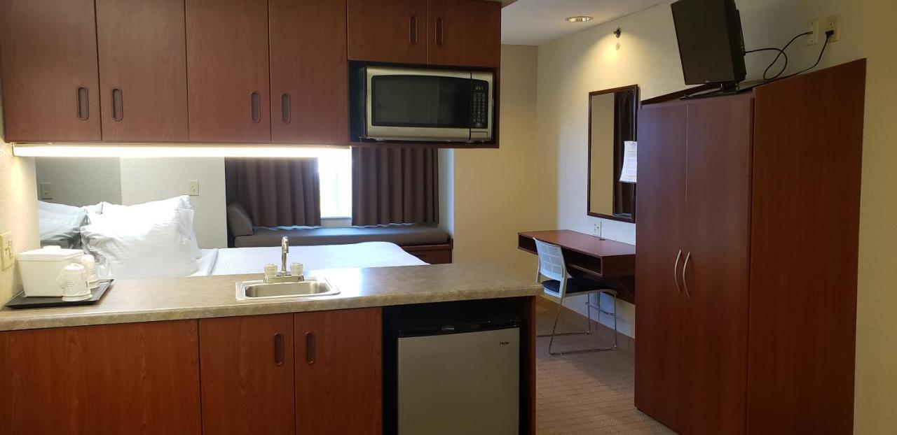 Microtel & By Wyndham 2* Wellsville