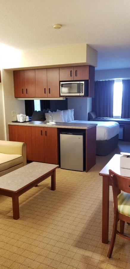 Microtel & By Wyndham Wellsville