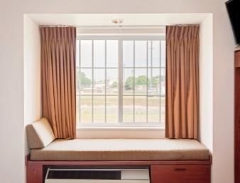Hotel Microtel & By Wyndham 2*